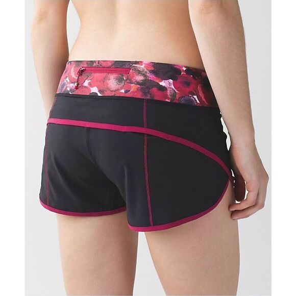 Lululemon Speed Short Black Poppy Petals Berry Rumble Trim Size 6 - Picture 7 of 7